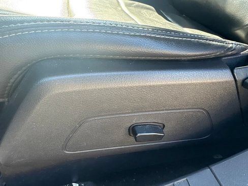 Used 2016 Jeep Patriot High Altitude FWD image 12