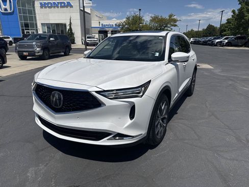 Used 2024 Acura MDX SH-AWD w/ Technology Package image 2