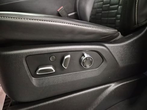 Used 2021 Cadillac Escalade Sport Platinum w/ Heavy-Duty Trailer Package image 18