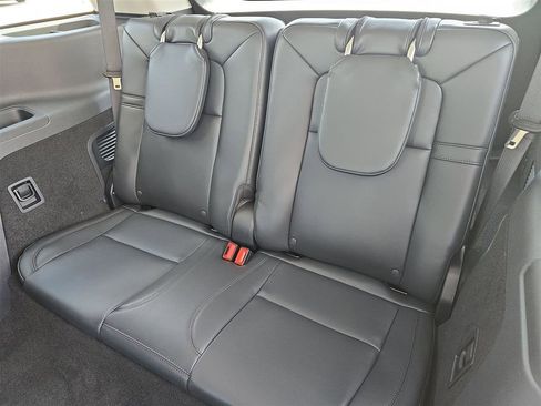 New 2025 Lincoln Aviator 2WD w/ Equipment Group 101A image 11