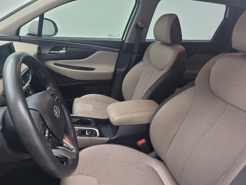 Used 2019 Hyundai Santa Fe SE FWD image 17