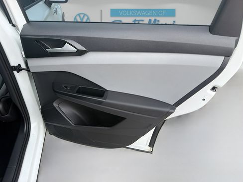 Certified 2022 Volkswagen Taos S FWD image 29