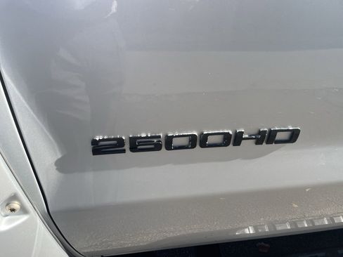 Used 2015 Chevrolet Silverado 2500 LTZ image 6