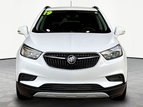 Used 2019 Buick Encore Preferred FWD image 2