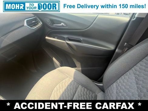 Used 2018 Chevrolet Equinox LT w/ Sun & Infotainment Package FWD image 29