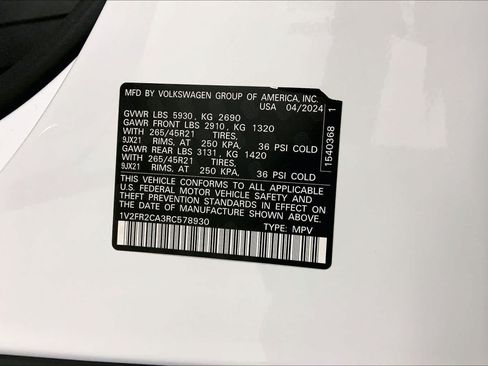 Used 2024 Volkswagen Atlas SEL Premium R-Line AWD/4WD image 36