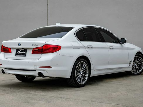 Used 2020 BMW 530i w/ Premium Package image 9