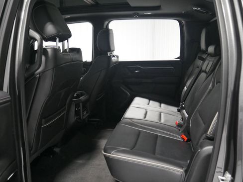 Used 2024 RAM 1500 Limited image 12