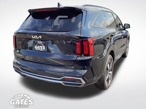 Used 2023 Kia Sorento S FWD image 11