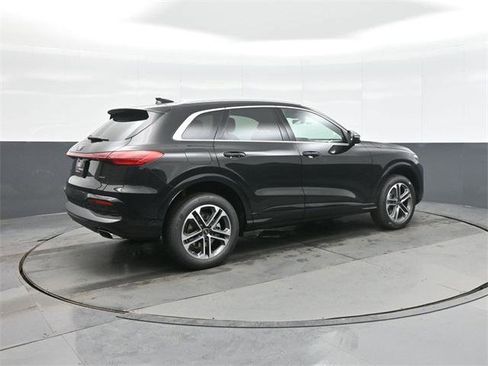 New 2025 Audi Q5 Premium Plus image 7