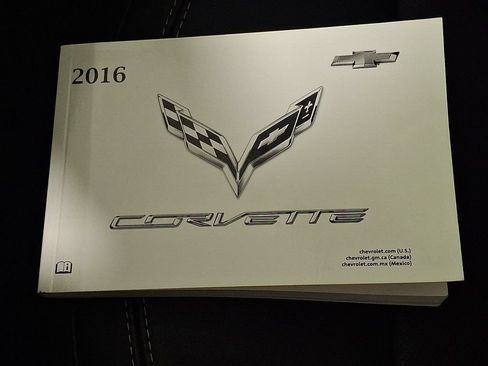 Used 2016 Chevrolet Corvette Stingray Coupe RWD image 25
