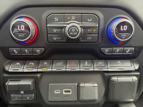 Used 2023 Chevrolet Silverado 2500 High Country w/ Safety Package II AWD/4WD image 21
