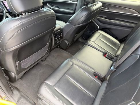 Used 2021 Jeep Grand Cherokee L Limited RWD image 21