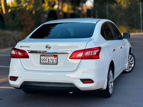 Used 2016 Nissan Sentra S FWD image 15
