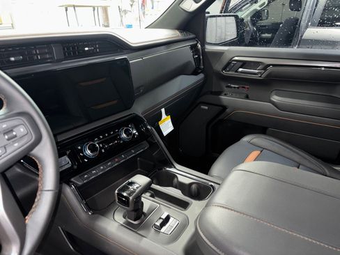 Certified 2025 GMC Sierra 1500 AT4 w/ AT4 Premium Package image 27