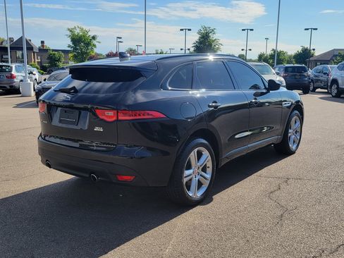 Used 2019 Jaguar F-PACE R-Sport AWD/4WD image 4