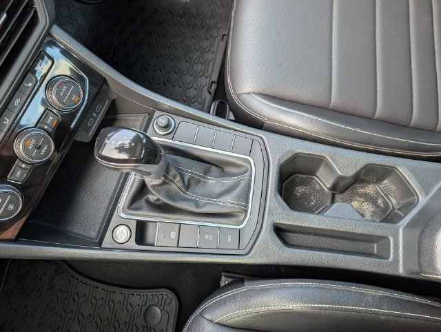 Used 2022 Volkswagen Jetta SE FWD image 18