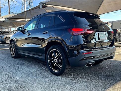 Used 2025 Mercedes-Benz GLA 250 image 4