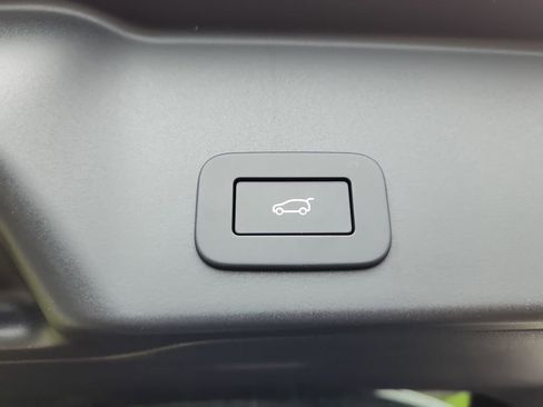 Certified 2026 Land Rover Range Rover Evoque S AWD/4WD image 14