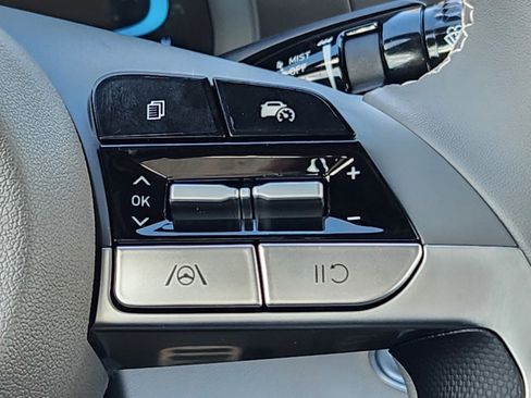 New 2026 Hyundai Elantra Sport image 17