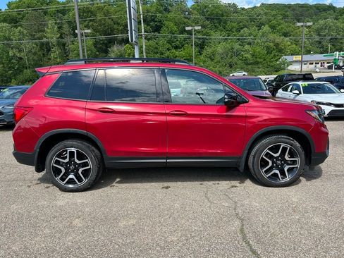Used 2023 Honda Passport Elite image 3