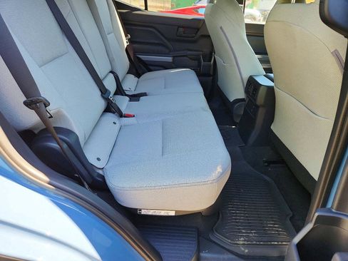 Used 2026 Toyota 4Runner SR5 AWD/4WD image 9