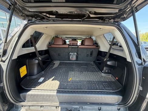 Used 2021 Toyota 4Runner Limited image 14