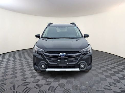 Used 2025 Subaru Outback Limited w/ Popular Package #2 image 3