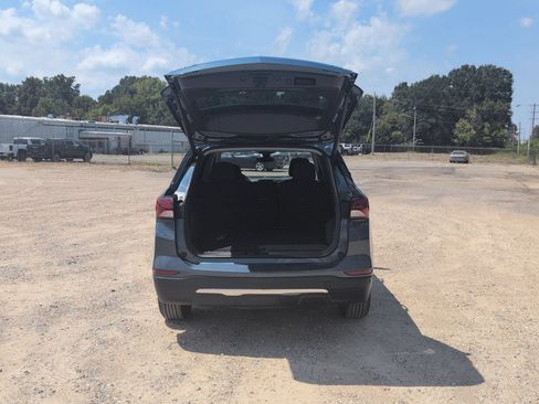 Used 2024 Chevrolet Equinox LT AWD/4WD image 4