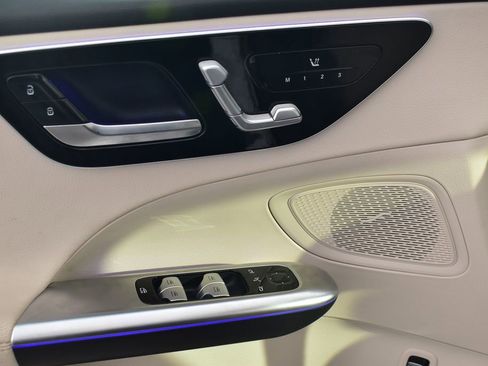 Certified 2022 Mercedes-Benz C 300 4MATIC Sedan image 12