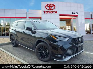 Used 2024 Toyota Highlander XSE AWD/4WD video 1