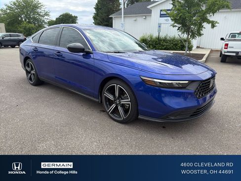 Used 2024 Honda Accord Sport image 3