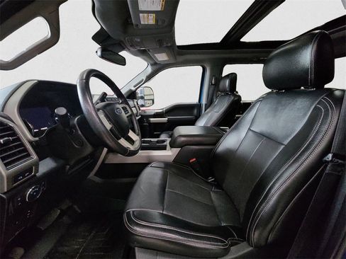 Used 2021 Ford F350 Lariat image 9