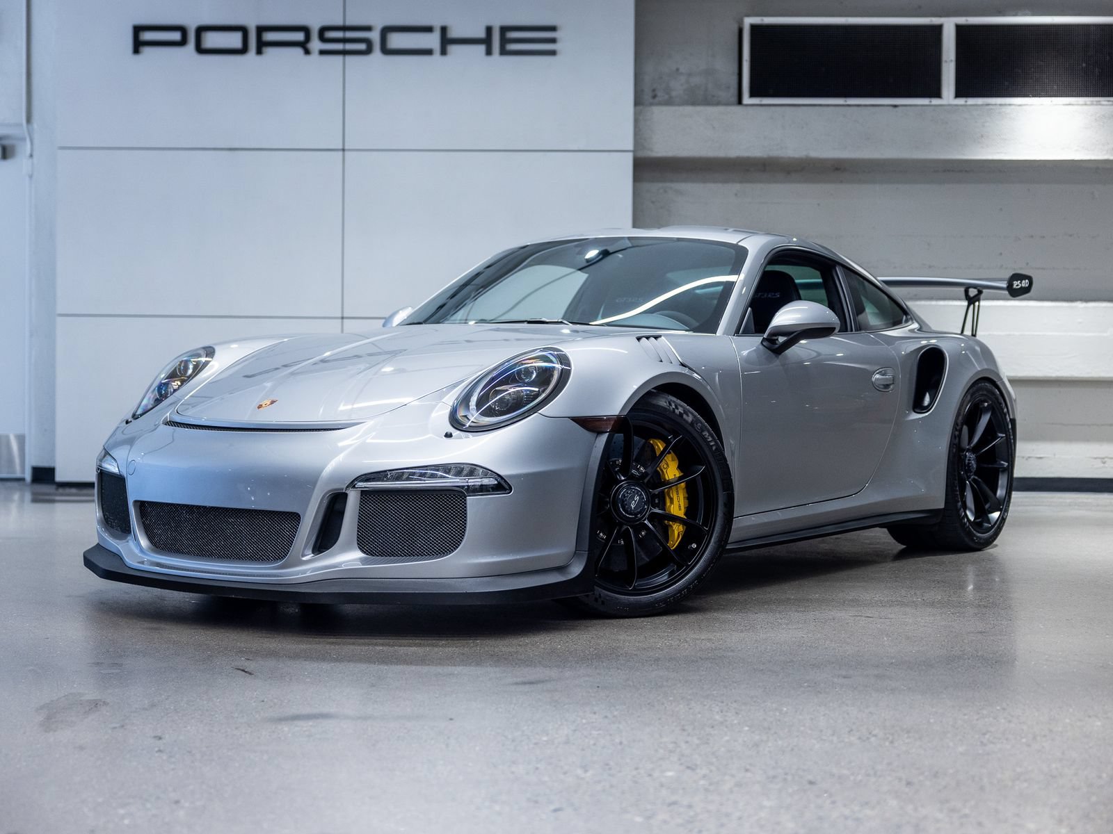 Certified 2016 Porsche 911 GT3 RS RWD image 1