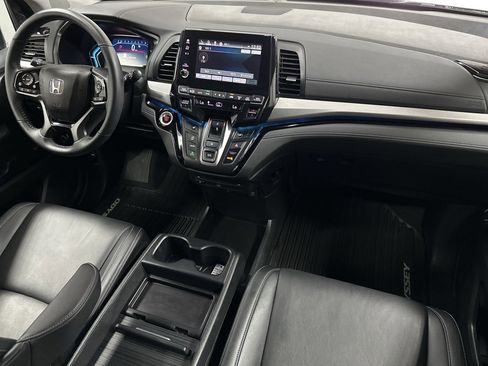 Used 2024 Honda Odyssey Touring image 11