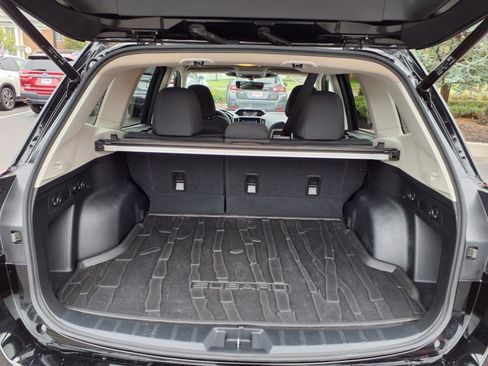 Used 2024 Subaru Forester Premium image 11