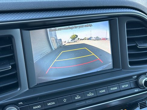Used 2020 Hyundai Elantra Value Edition FWD image 19