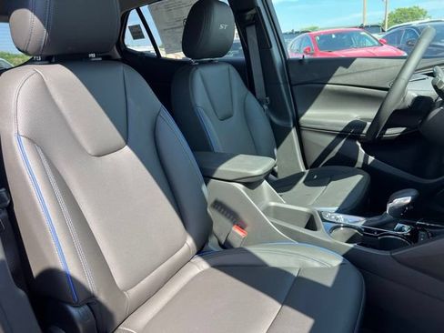 New 2026 Buick Encore GX Sport Touring w/ Advanced Technology Package AWD/4WD image 32