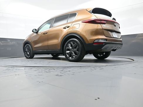 Used 2020 Kia Sportage S image 31
