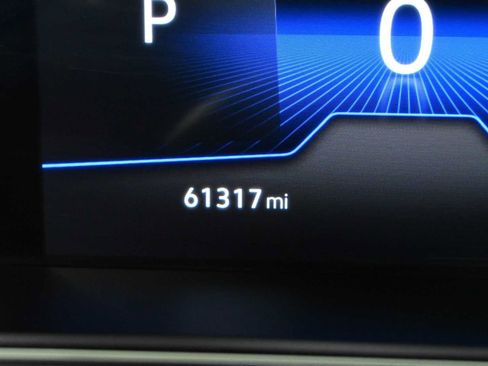 Certified 2022 Volkswagen Tiguan SE w/ Panoramic Sunroof Package FWD image 24