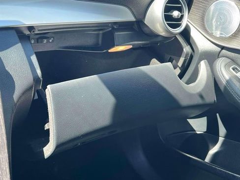 Used 2020 Mercedes-Benz C 300 4MATIC Sedan image 29