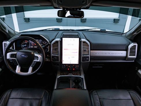Used 2017 Ford F350 Lariat w/ Lariat Ultimate Package image 29