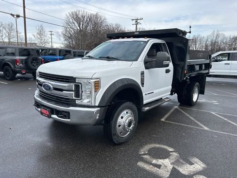 Used 2018 Ford F550 4x4 Regular Cab Super Duty image 3