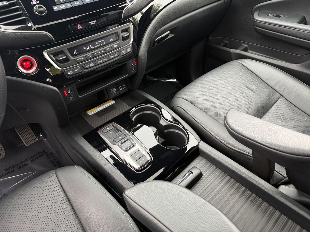 Used 2023 Honda Passport Elite image 18
