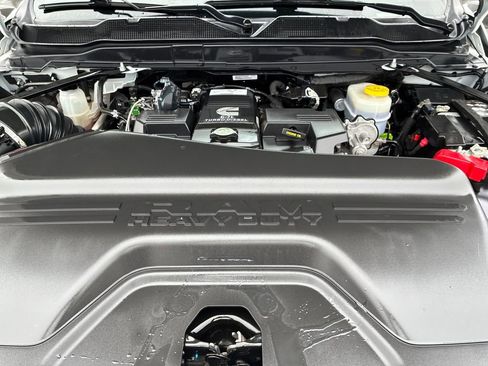 Used 2024 RAM 3500 Big Horn image 21