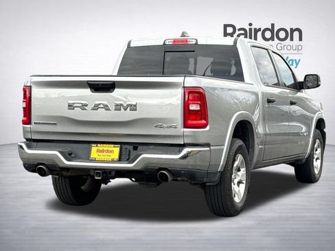 Used 2025 RAM 1500 Big Horn AWD/4WD image 5