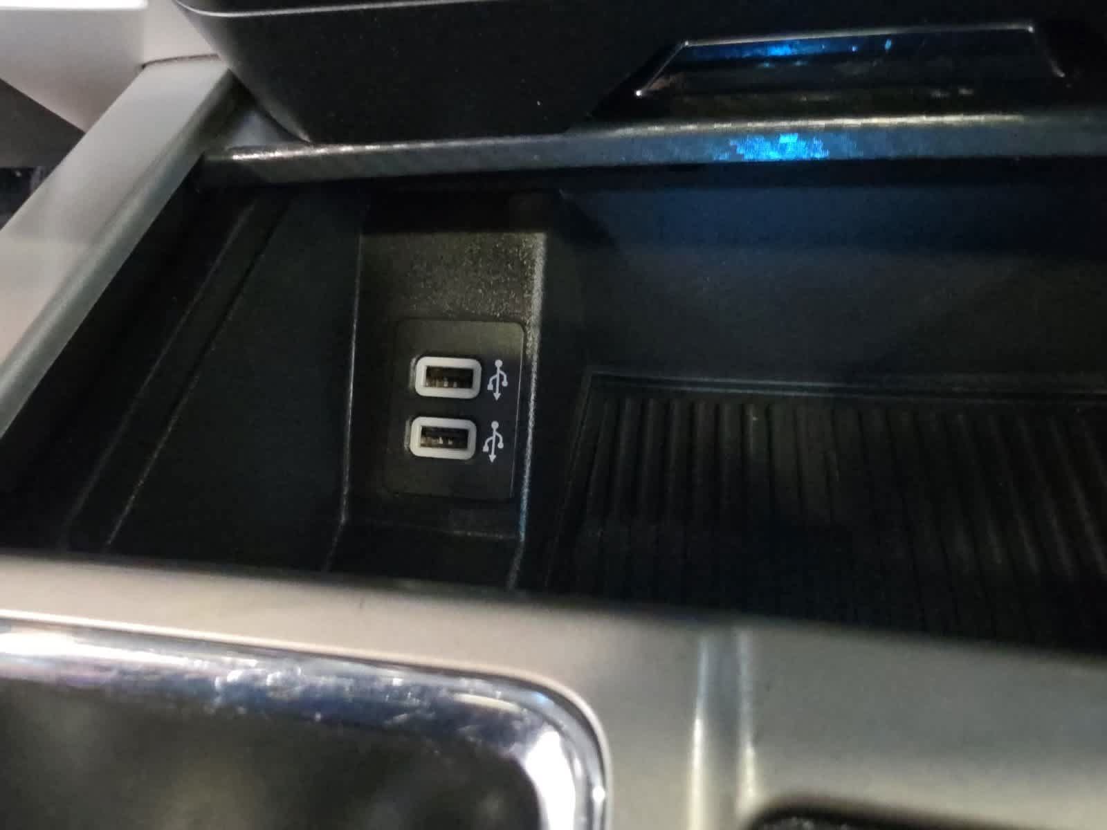 Used 2019 Ford F150 Lariat w/ Equipment Group 502A Luxury AWD/4WD image 26