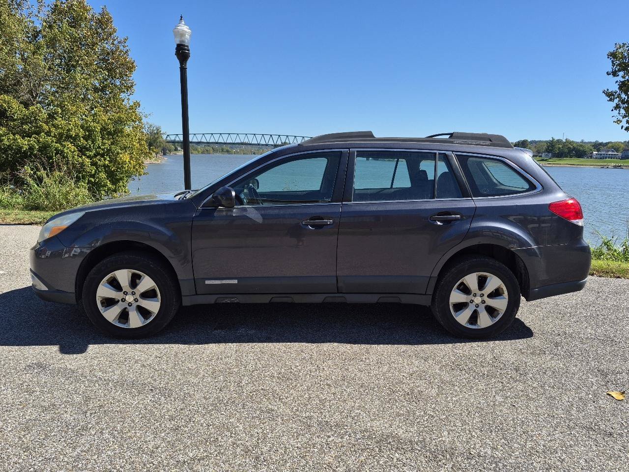 Used 2012 Subaru Outback 2.5i AWD/4WD image 5