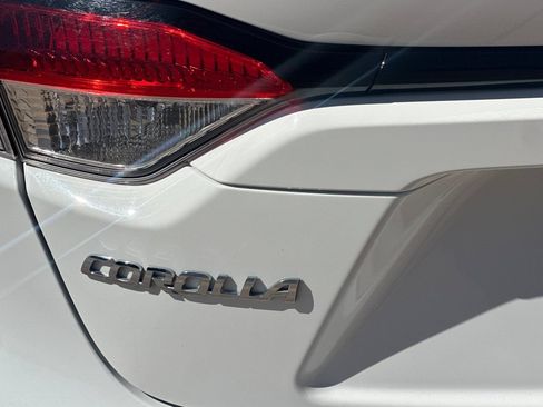 Certified 2023 Toyota Corolla LE FWD image 32