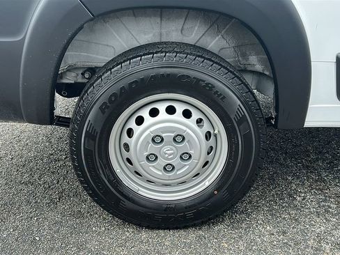 Used 2026 RAM ProMaster 2500 w/ Convenience Group FWD image 19